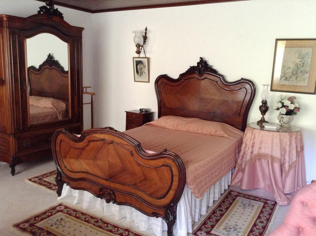 Casa Amarela Guesthouse Лагуш Номер фото