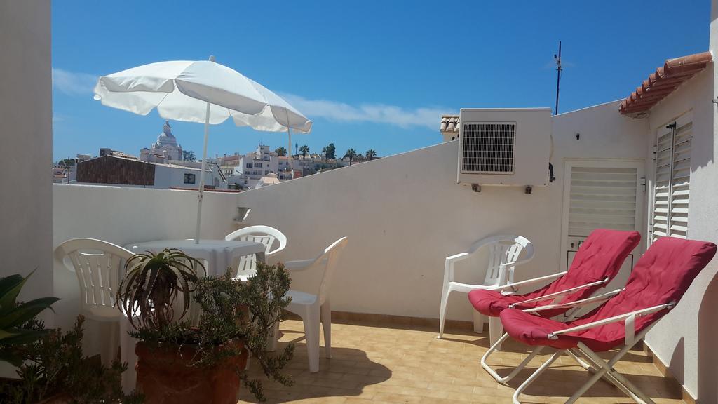 Casa Amarela Guesthouse Лагуш Экстерьер фото